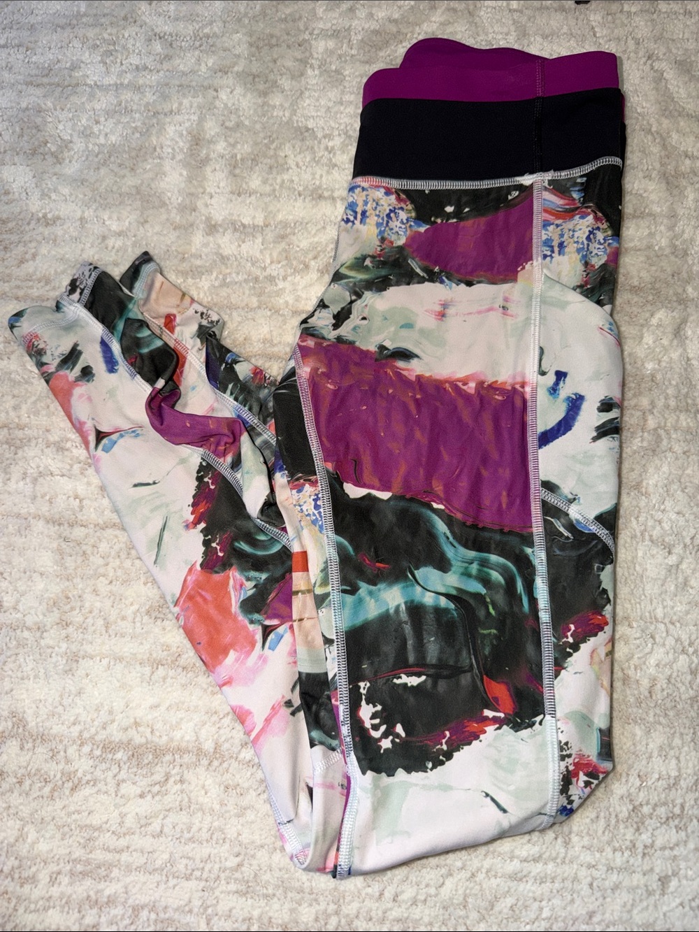 Lululemon Women’s Size 8 Multicolor Leggings with Pockets